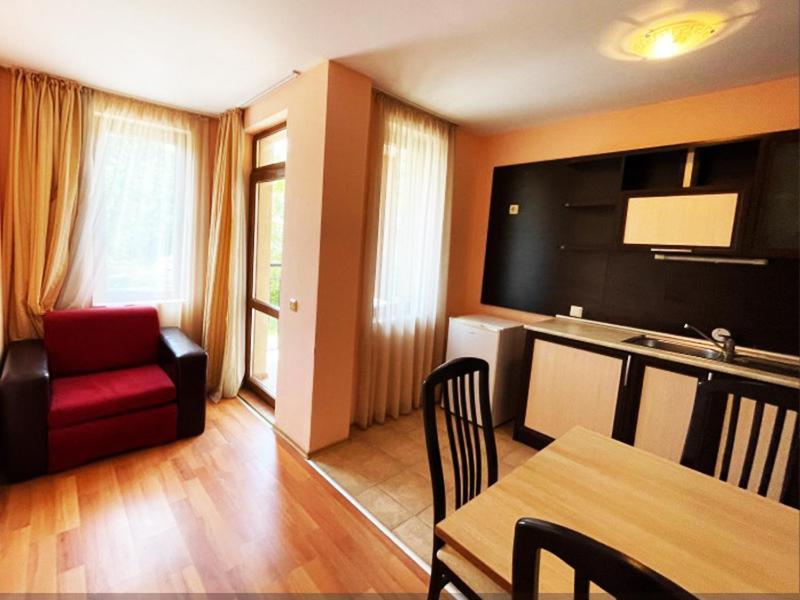 South Beach Hotel - New Management And Free Beach Access Tsarevo Esterno foto