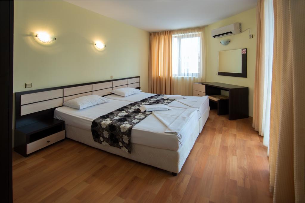 South Beach Hotel - New Management And Free Beach Access Tsarevo Esterno foto