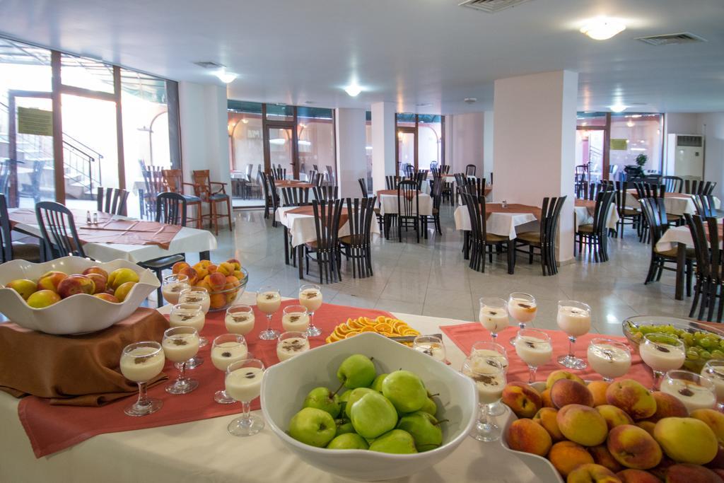 South Beach Hotel - New Management And Free Beach Access Tsarevo Esterno foto