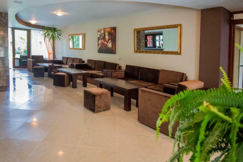 South Beach Hotel - New Management And Free Beach Access Tsarevo Esterno foto