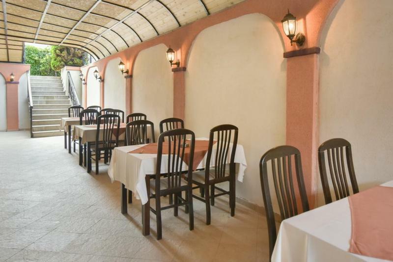 South Beach Hotel - New Management And Free Beach Access Tsarevo Esterno foto